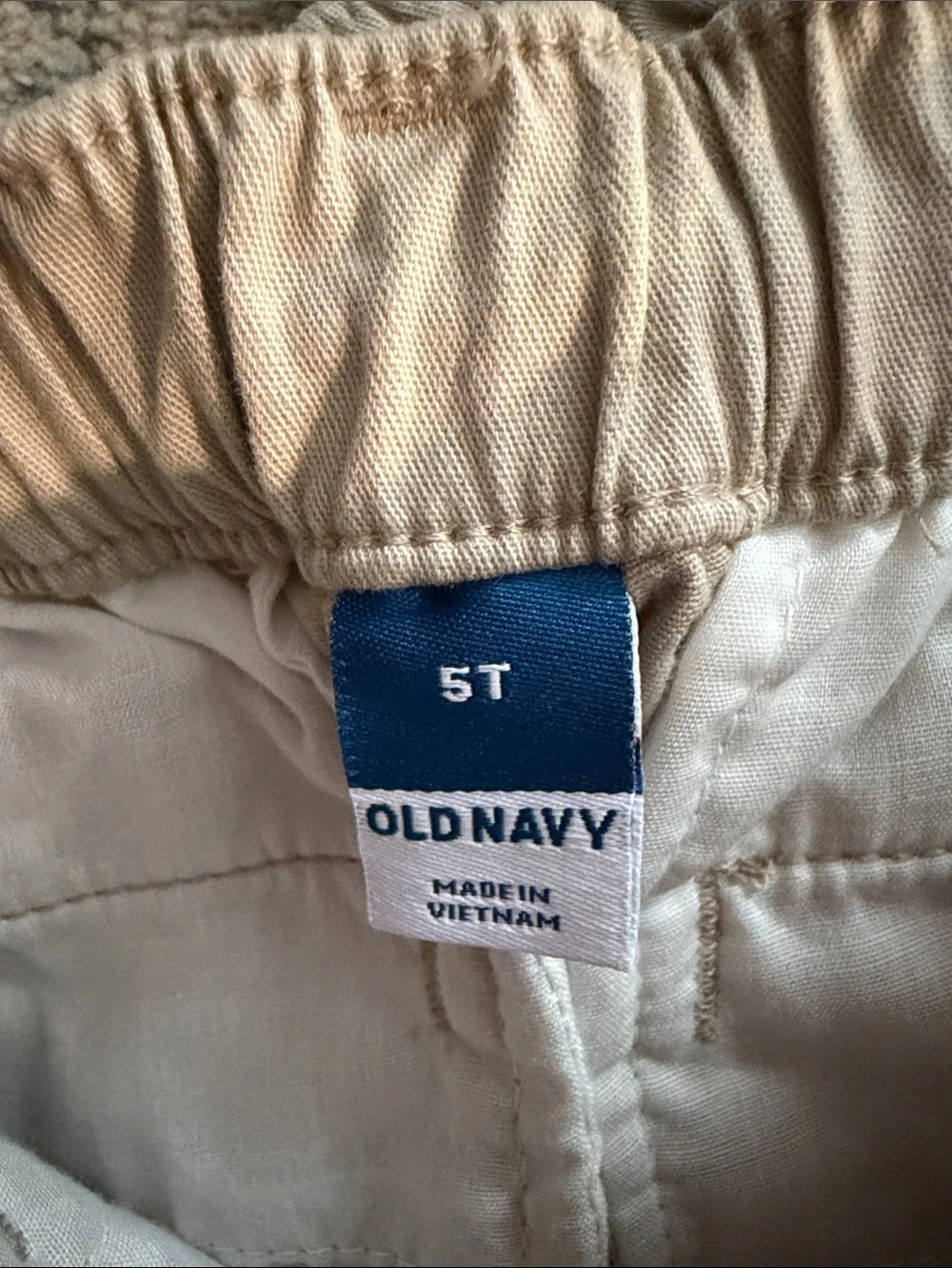 Boy's Old Navy size 5T Khakis X2